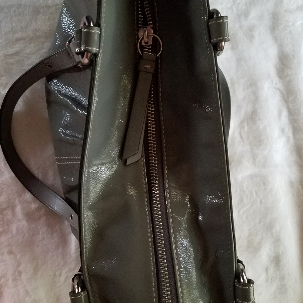 Handbag - Picture 4 of 14